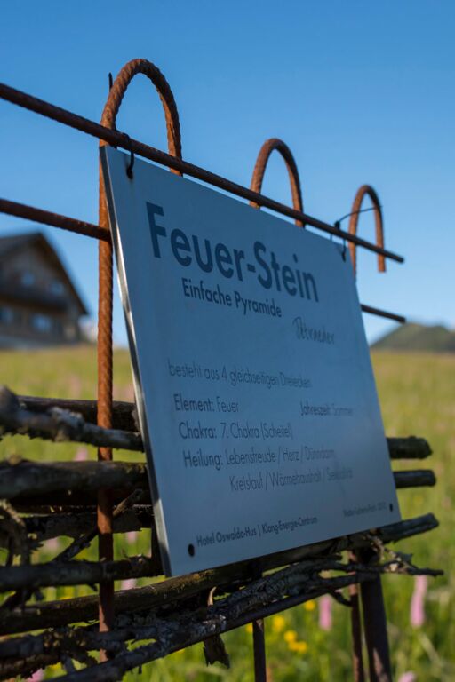 Feuer-Stein Beschreibung im Naturlebenspark vom Oswalda Hus.