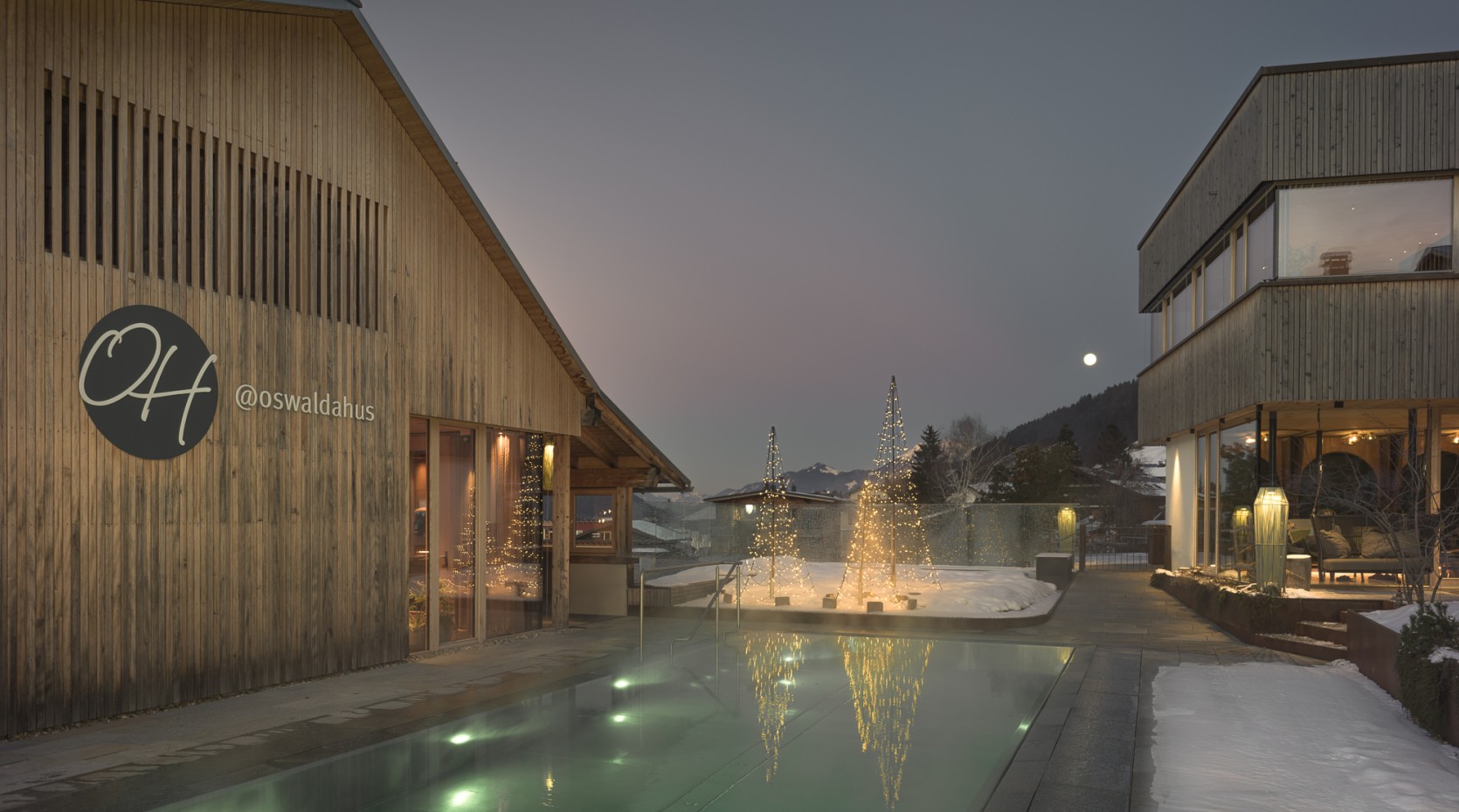 Infinity Pool im Wellnesshotel Oswalda Hus Kleinwalsertal.